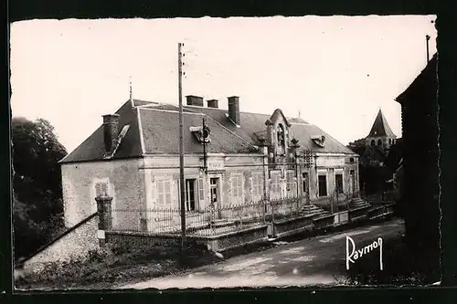 AK Avirey-Lingey, Mairie et Ecole de Garcons