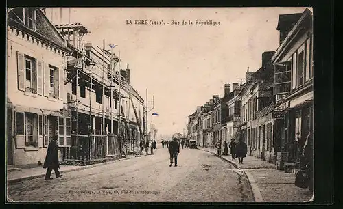 AK La Fère, Rue de la République