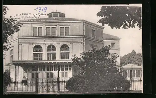 AK Troyes, le Théatre