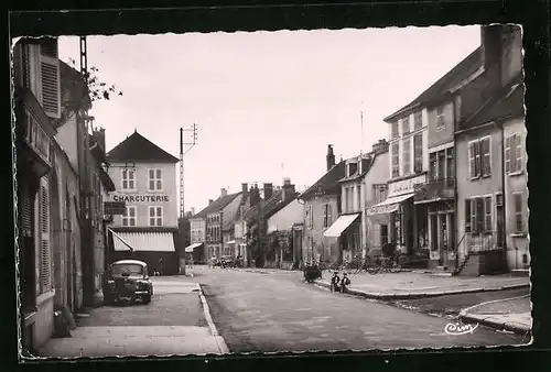 AK Vendeuvre-sur-Barse, la Grande Rue