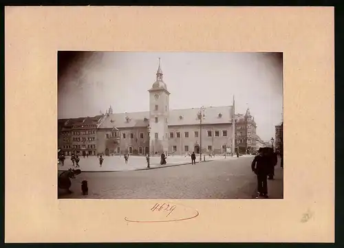 Fotografie Brück & Sohn Meissen, Ansicht Freiberg / Sachsen, Rathaus mit Marktplatz