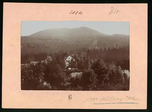 Fotografie Brück & Sohn Meissen, Ansicht Oybin, Ortspartie mit Blick zum Hochwald