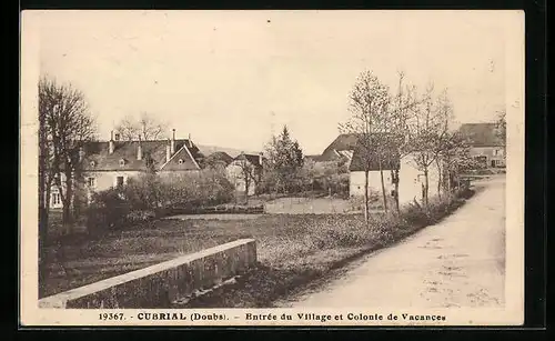 AK Cubrial, Entrée du Village et Colonie de Vacances