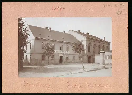 Fotografie Brück & Sohn Meissen, Ansicht Zitzschewig, Partie am Gasthof Drei Linden mit Litfasssäule