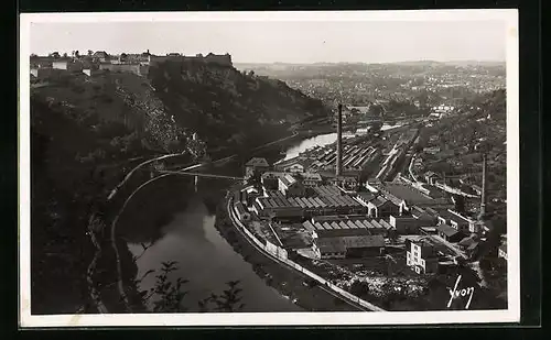 AK Besancon, Vue sur la Citadelle, le Doubs et la Ville