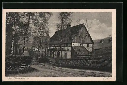 AK Oybin, Strasse am Thomasweg mit Fachwerkhaus