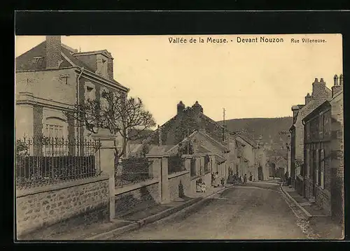 AK Nouzon, Devant Nouzon - Rue Villeneuve