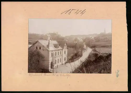 Fotografie Brück & Sohn Meissen, Ansicht Siebenlehn, Strassenpartie am Hotel St. Romanus mit Blick zur Stadt