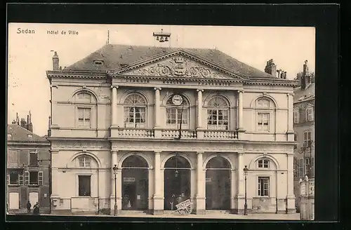 AK Sedan, Hotel de Ville