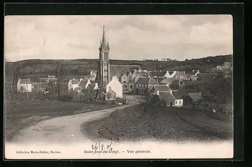 AK Saint Jean-du-Doigt, Vue generale, L`Eglise