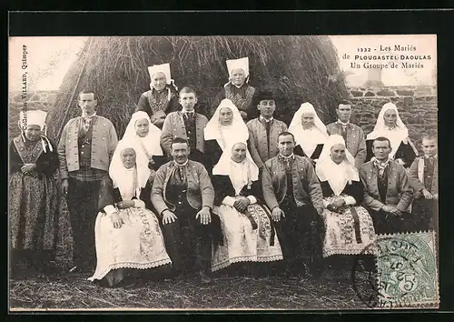 AK Plougastel-Daoulas, Une Groupe de Mariés