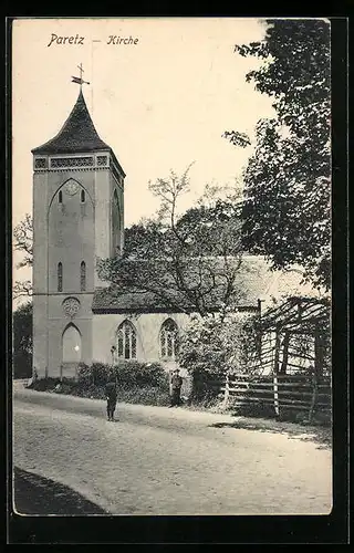 AK Paretz, Kinder vor der Kirche