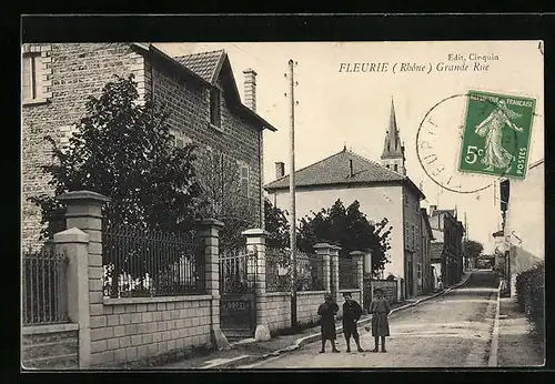 AK Fleurie, Grande Rue