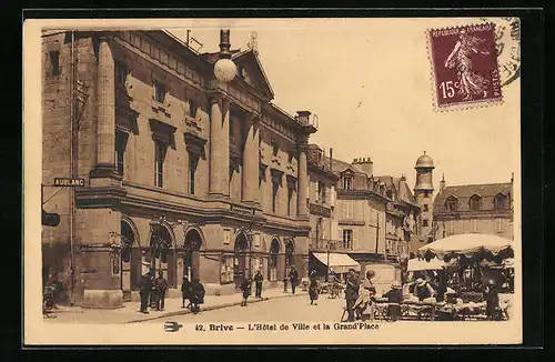 AK Brive, l`Hôtel de Ville et la Grand`Place