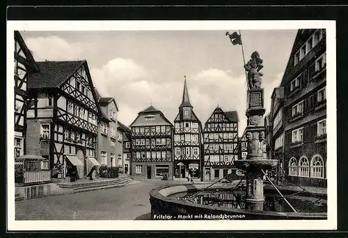 AK Fritzlar, Markt mit Rolandsbrunnen