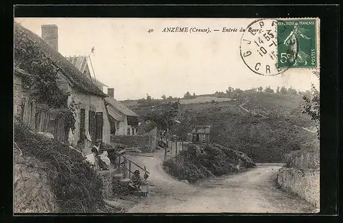 AK Anzème, Entrée du Bourg