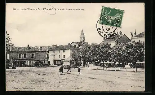 AK St-Léonard, Place du Champ-de-Mars