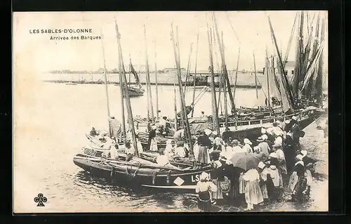 AK Les Sables-d`Olonne, Arrivée des Barques