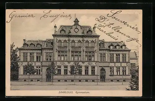 AK Saarlouis, Gymnasium in der Frontalansicht