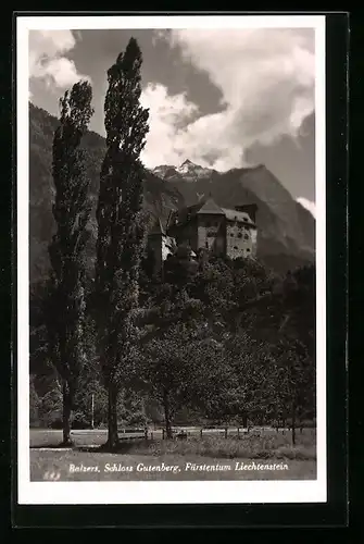 AK Balzers, Schloss Gutenberg, von unten gesehen