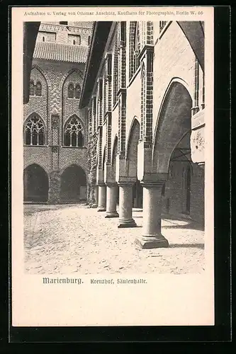 AK Marienburg, Kreuzhof mit Säulenhalle