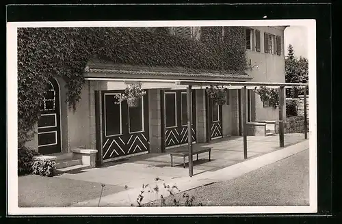 AK Bad Sulza, Kinderkurhaus der Carl-Zeiss-Stiftung, Vorm Speisesaal im Hause II