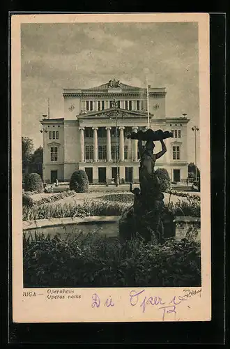 AK Riga, Opernhaus mit Anlagen und Springbrunnen