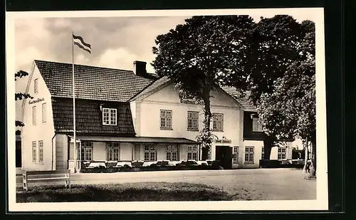 AK Hohwacht, Strassenpartie mit Gasthaus Schulz