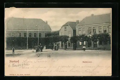 AK Nortorf, Marktplatz mit Gebäuden