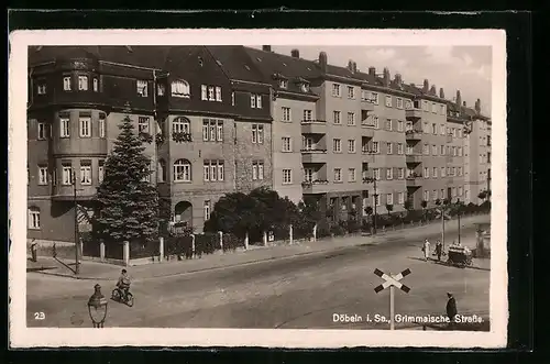 AK Döbeln i. Sa., Grimmaische Strasse mit Radfahrer