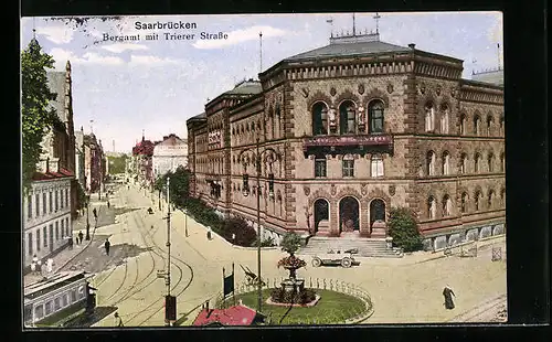 AK Saarbrücken, Bergamt mit Trierer Strasse und Strassenbahn