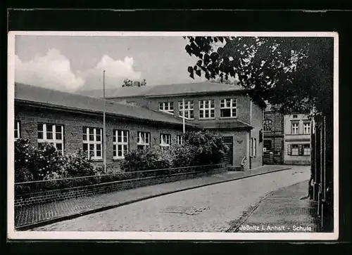 AK Jessnitz i. Anhalt, Motiv mit der Schule