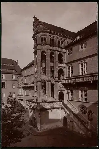 Fotografie Brück & Sohn Meissen, Ansicht Torgau / Elbe, Innenhof des Schloss Hartenfels, Wendelstein