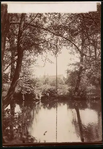 Fotografie Brück & Sohn Meissen, Ansicht Ilsenburg / Harz, Blick über den Teich zim fürstlichen Schloss