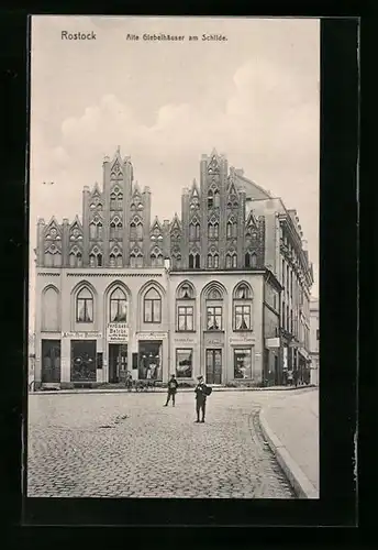 AK Rostock, Alte Giebelhäuser am Schilde