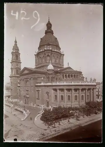 Fotografie Brück & Sohn Meissen, Ansicht Budapest, Blick auf die Sct. Stefanskirche