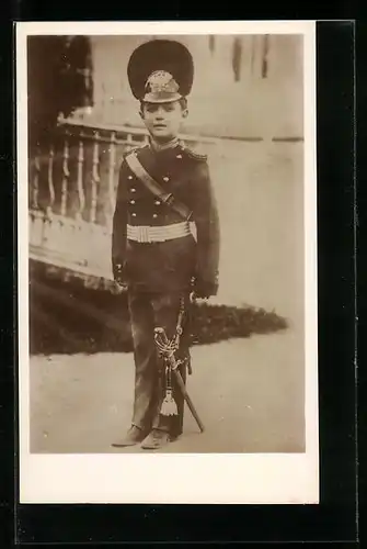 AK Alexej von Russland in Uniform mit verziertem Helm und Säbel