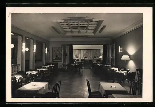 AK Oldenburg /Holst., Stadt.-Café Oldenburg, Speisezimmer