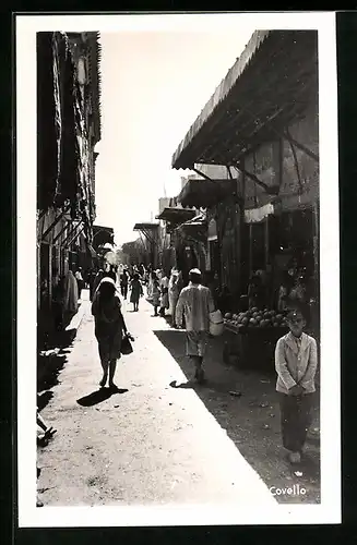 AK Tehran, Bazaar Scene