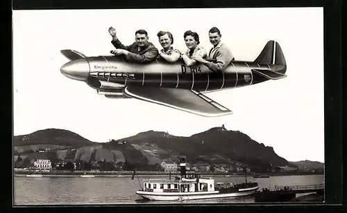 Foto-AK Passagiere im Flugzeug Königswinter in Studiokulisse