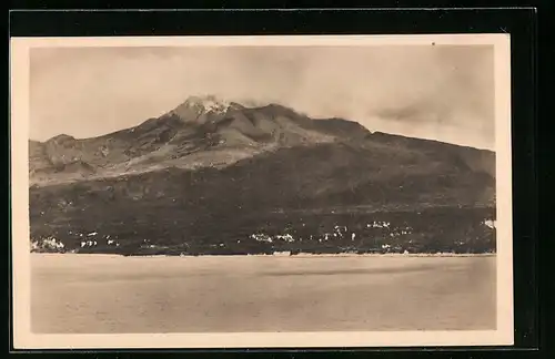 AK Martinique, Mont Pelée