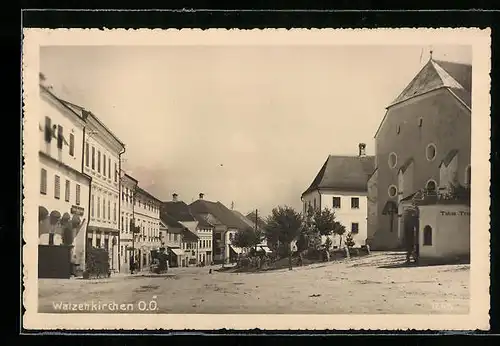 AK Waizenkirchen, Strassenpartie an der Kirche