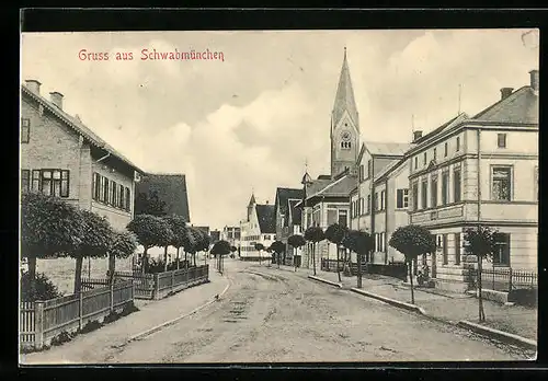 AK Schwabmünchen, Strassenpartie mit Kirche