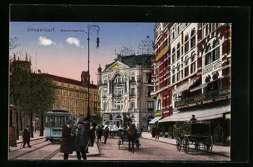 AK Düsseldorf, Strassenbahnen auf dem Bahnhofsplatz