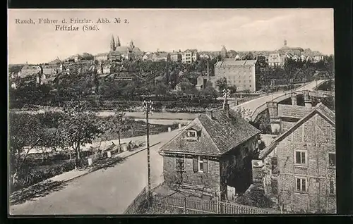 AK Fritzlar, Giessener Strasse mit alten Häusern