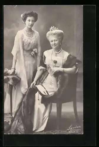 AK Victoria Louise Herzogin von Braunschweig mit der Kaiserin Auguste Viktoria