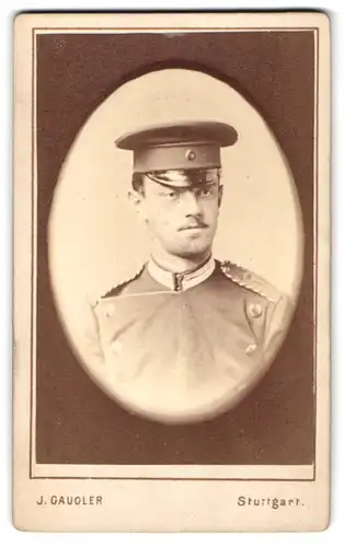 Fotografie J. Gaugler, Stuttgart, Chevauleger in Gardeuniform Regiment Königin Olga