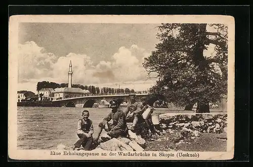 AK Skopie, Erholungspause an der Wardarbrücke