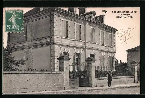 AK Tocane-Saint-Apre, Hotel de Ville