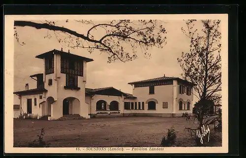 AK Soustons, Pavillon Landais